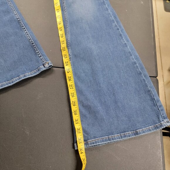 Free People Penny Pull On Flare Denim Jeans Womens 26 R Hippie Boho Trendy 70s - Picture 11 of 12